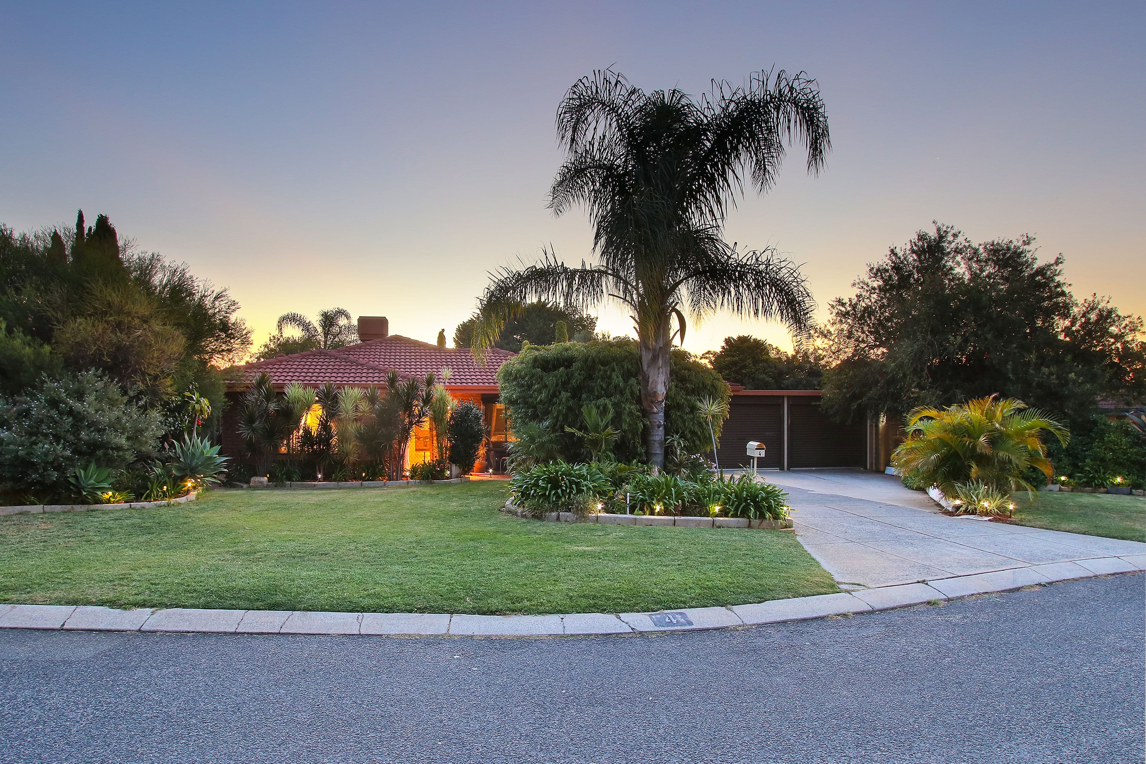 4 Beadell Court, Marangaroo WA 6064, Marangaroo - Image 1