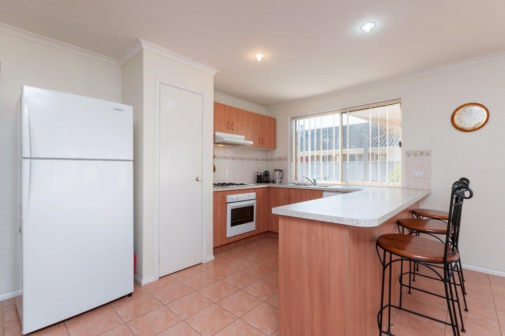 25 Woodlea Crescent, CRAIGIEBURN VIC 3064, Craigieburn - Thumbnail 3
