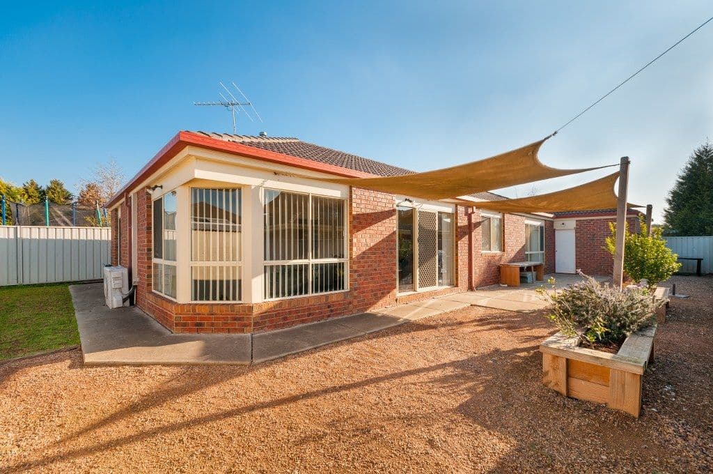 25 Woodlea Crescent, CRAIGIEBURN VIC 3064, Craigieburn - Thumbnail 6