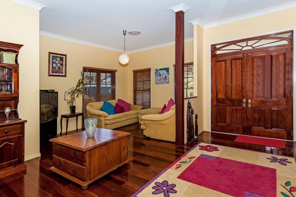 7 Kym Court, HODGSON VALE QLD 4352, Hodgson Vale - Thumbnail 2