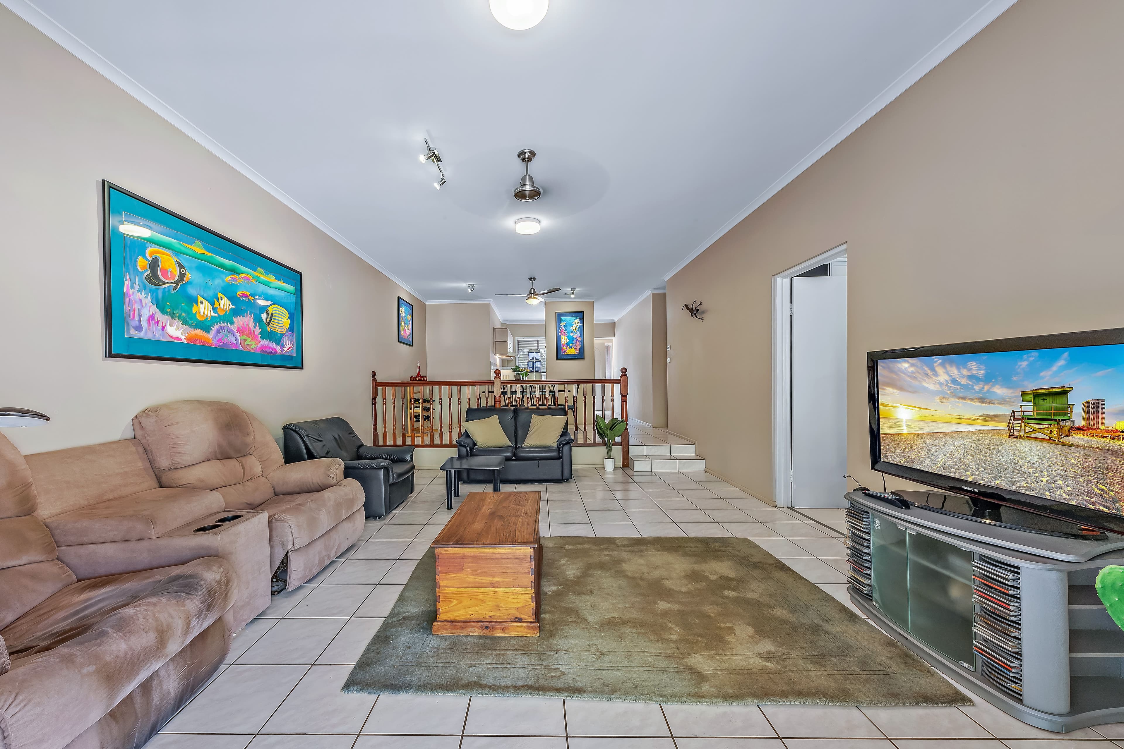 8-10 Island Drive, Cannonvale QLD 4802, Cannonvale - Thumbnail 2