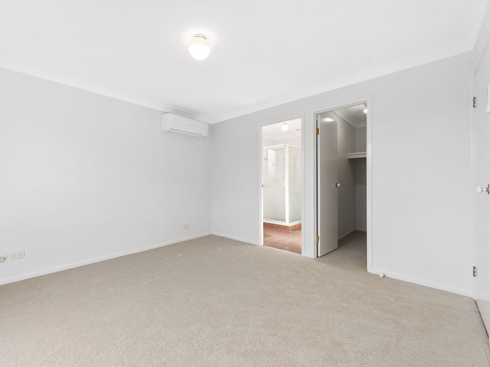 6 Pinehurst Place, Oxley QLD 4075, Oxley - Thumbnail 3