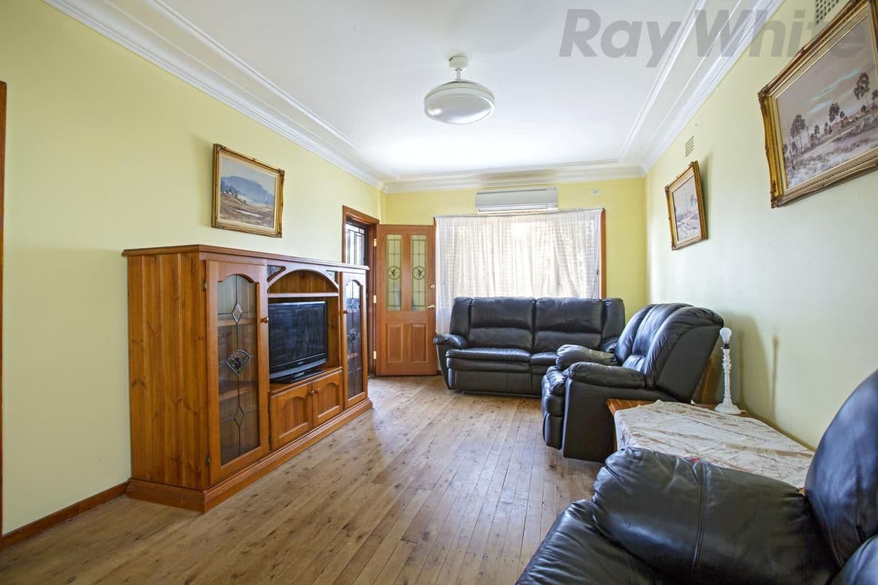 5 Wallace Place, Mount Pritchard - Thumbnail 2