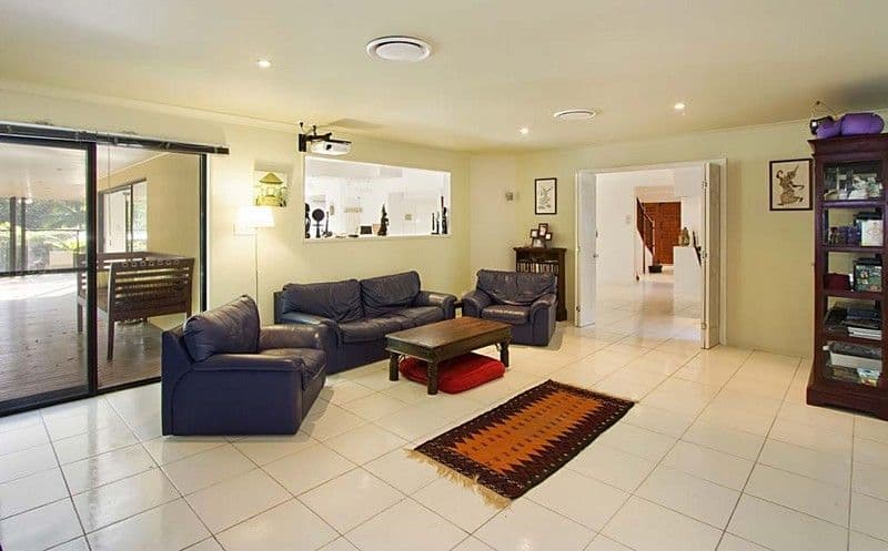 36 Forest Drive, ELANORA QLD 4221, Elanora - Thumbnail 4
