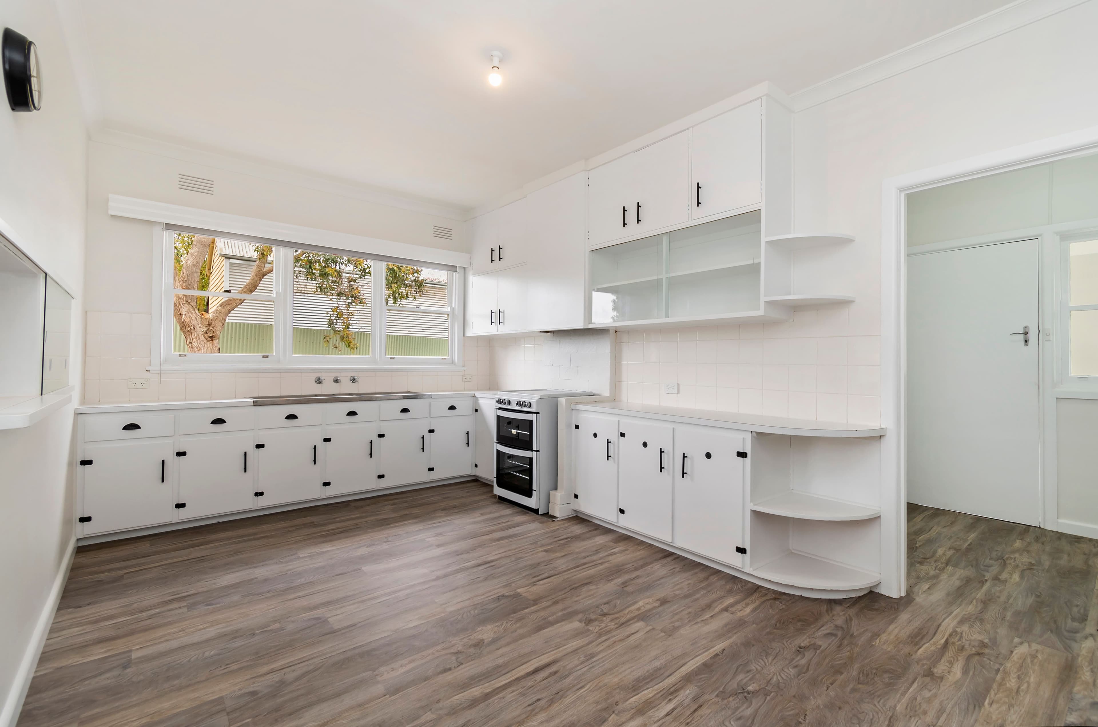 12 Walkers Lane, Koroit VIC 3282, Koroit - Thumbnail 3