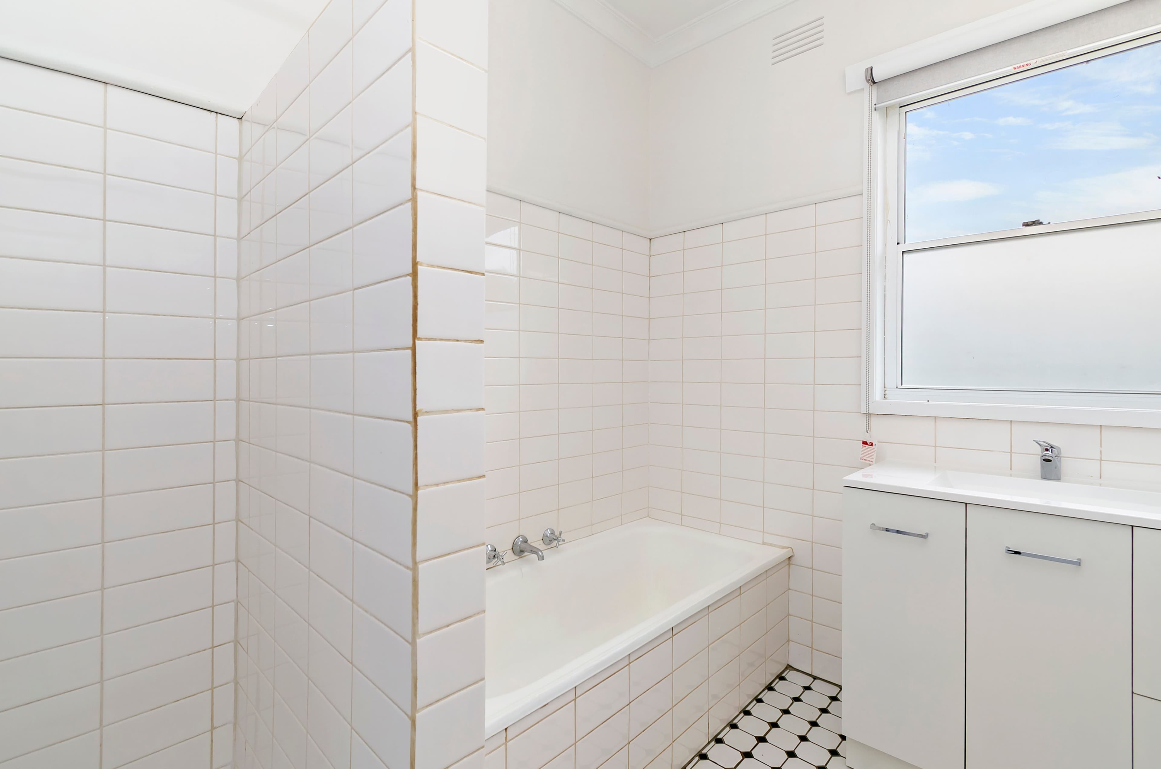 12 Walkers Lane, Koroit VIC 3282, Koroit - Thumbnail 5