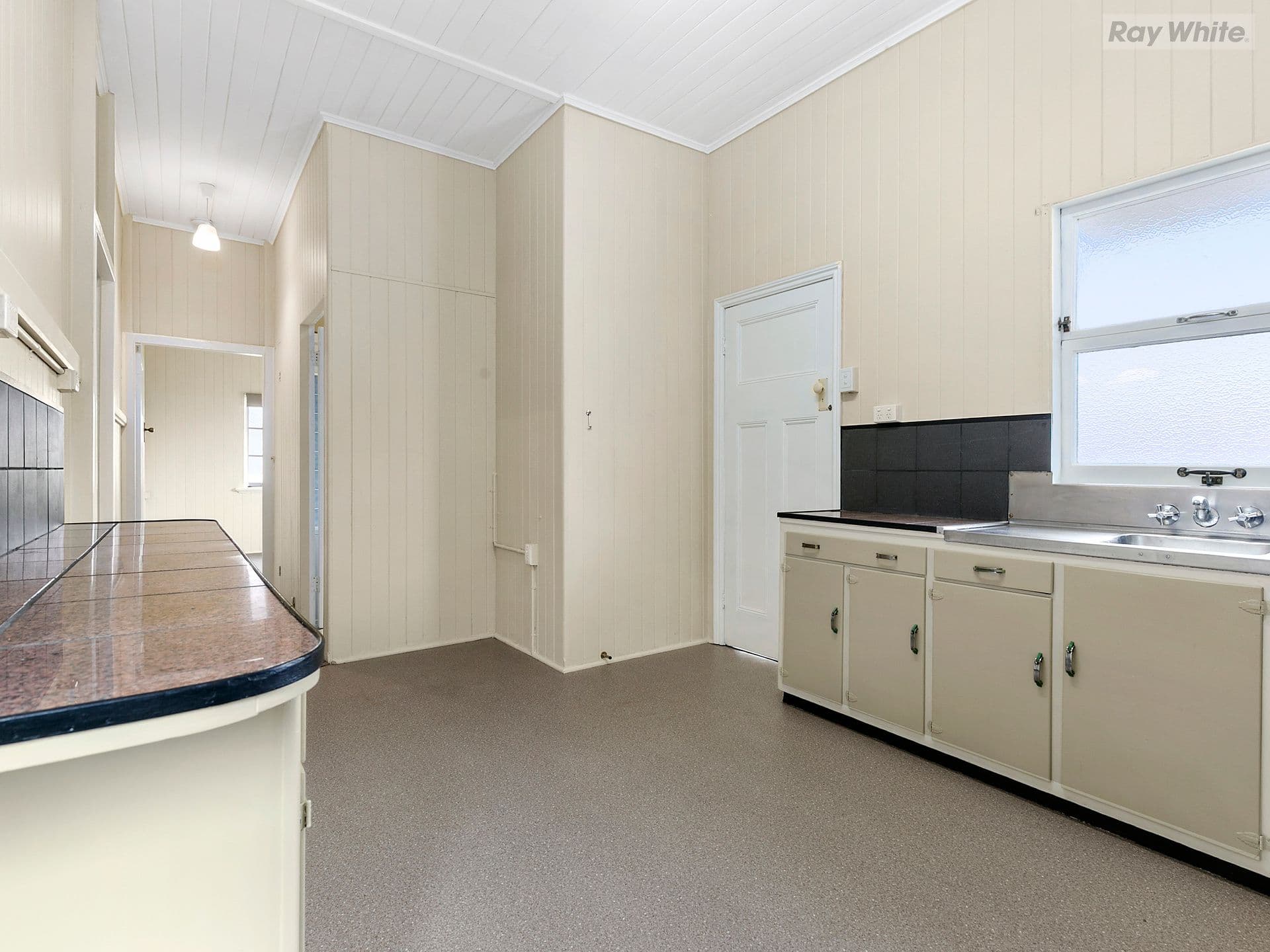 28 Aldridge Street, Auchenflower QLD 4066, Auchenflower - Thumbnail 2