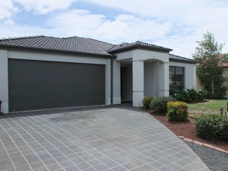 7 Teal Place, PAKENHAM VIC 3810, Pakenham - Image 1