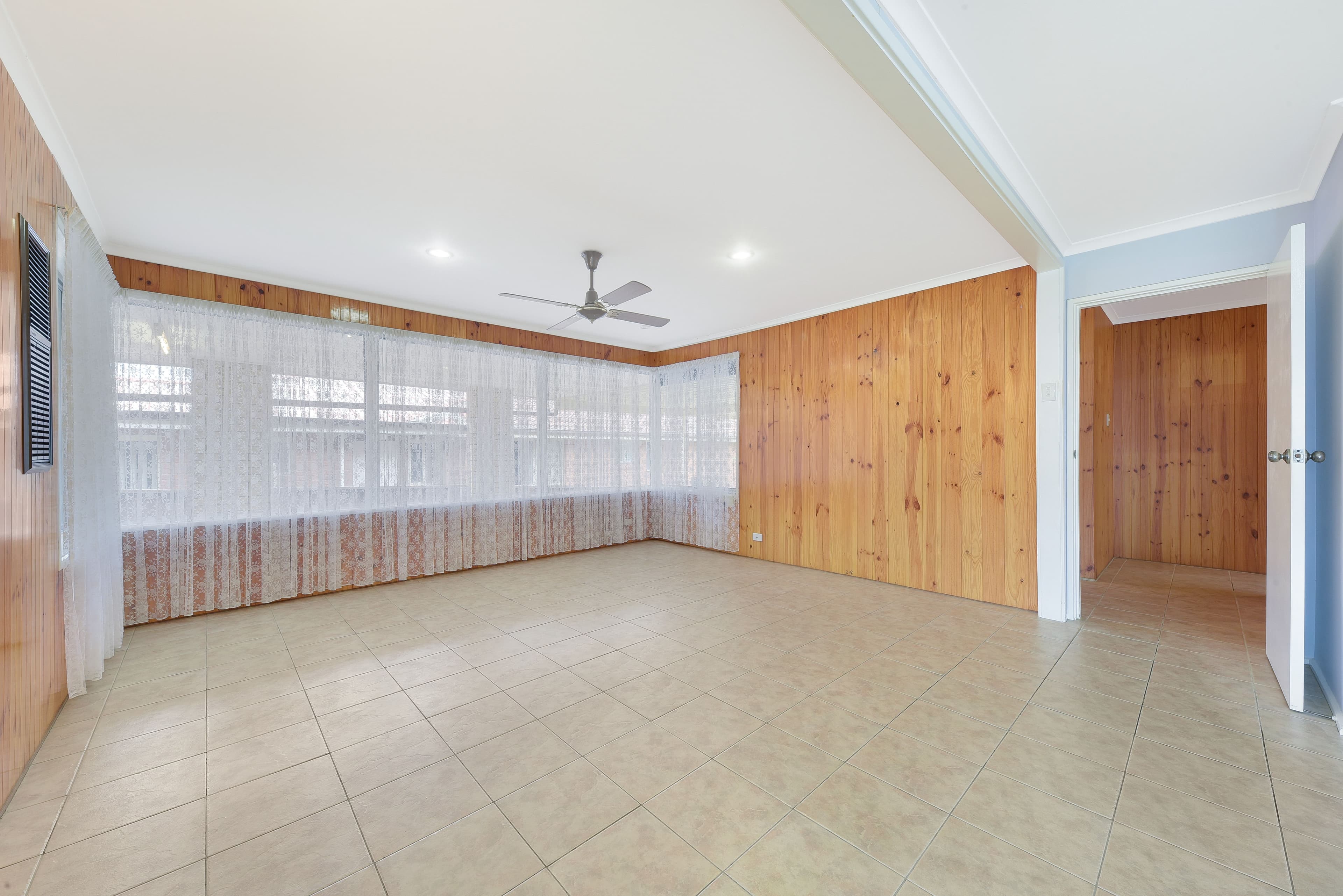 17 Engesta Avenue, Camden - Thumbnail 3