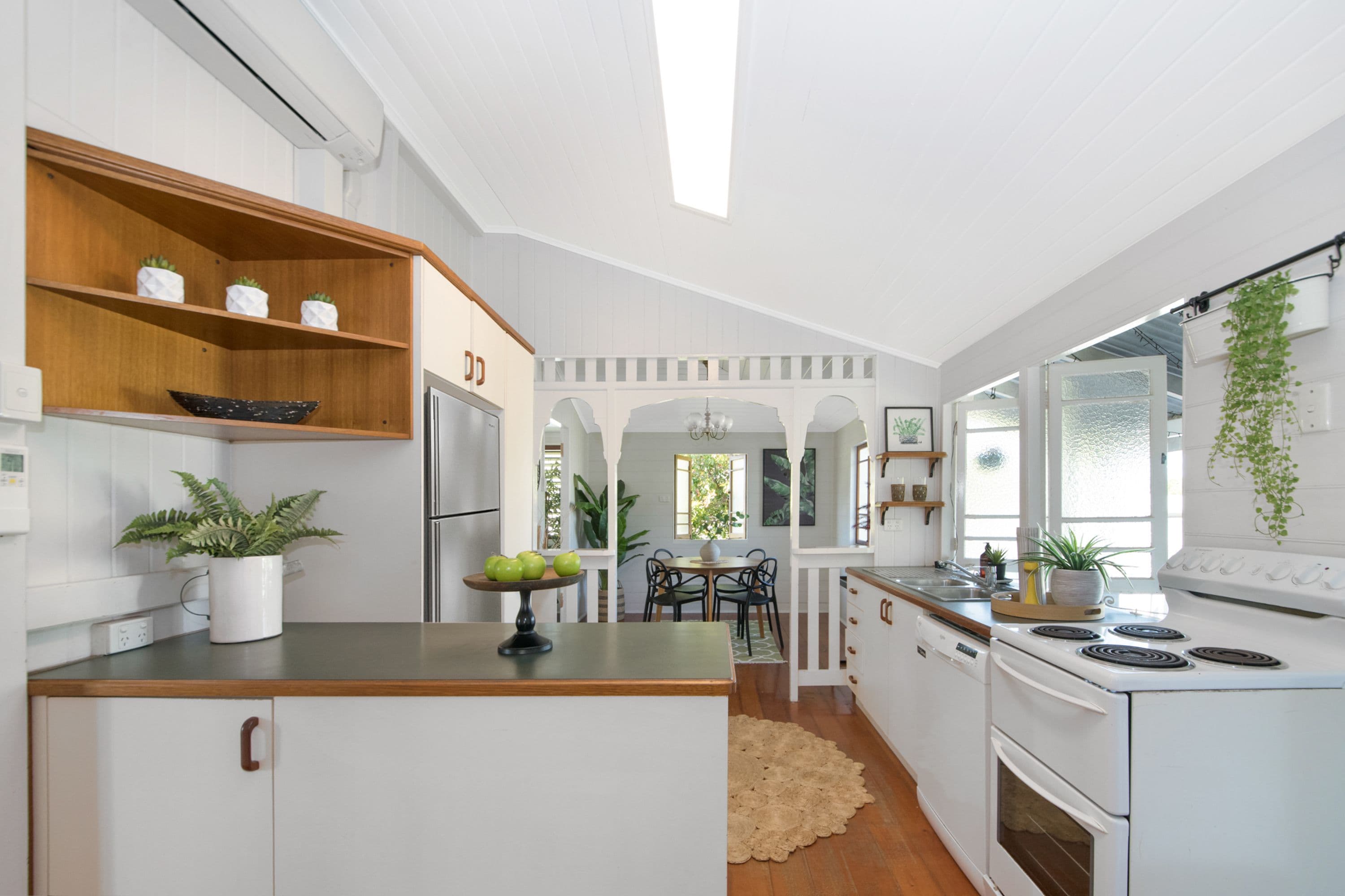 20 Campbell Street, Hermit Park QLD 4812, Hermit Park - Image 1