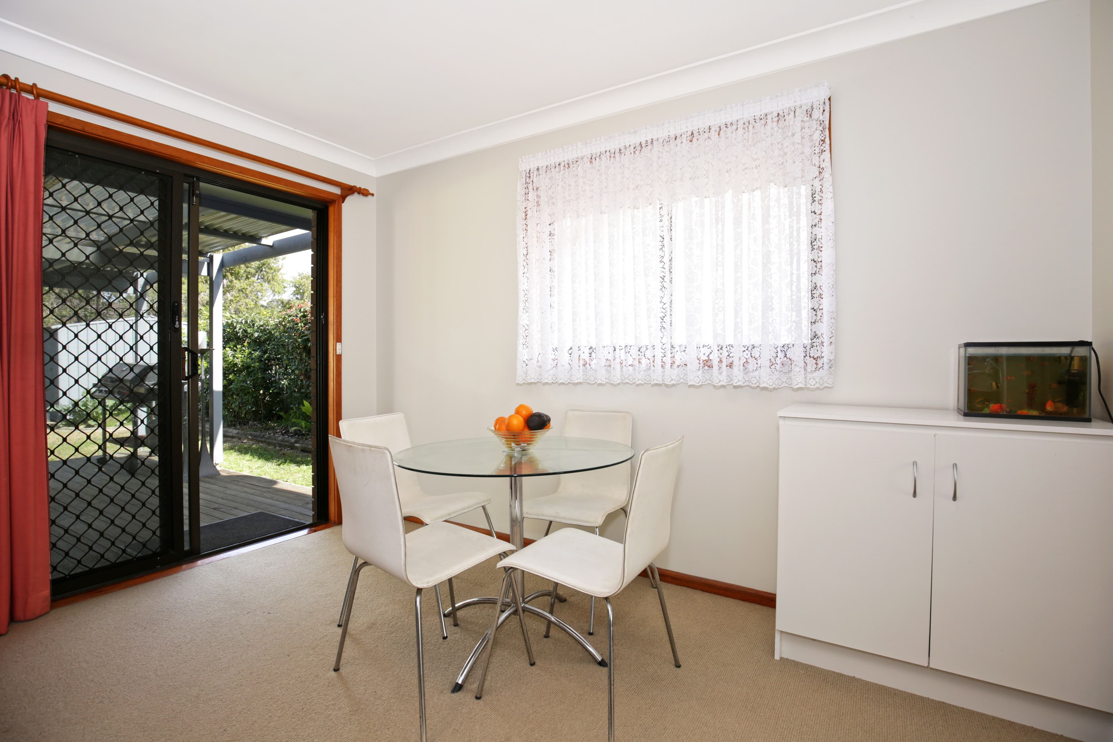 9 Clarke Avenue, North Nowra - Thumbnail 4