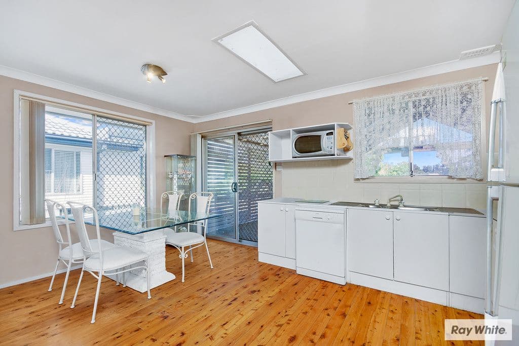 2 Siddeley Avenue, KANAHOOKA NSW 2530, Kanahooka - Thumbnail 3