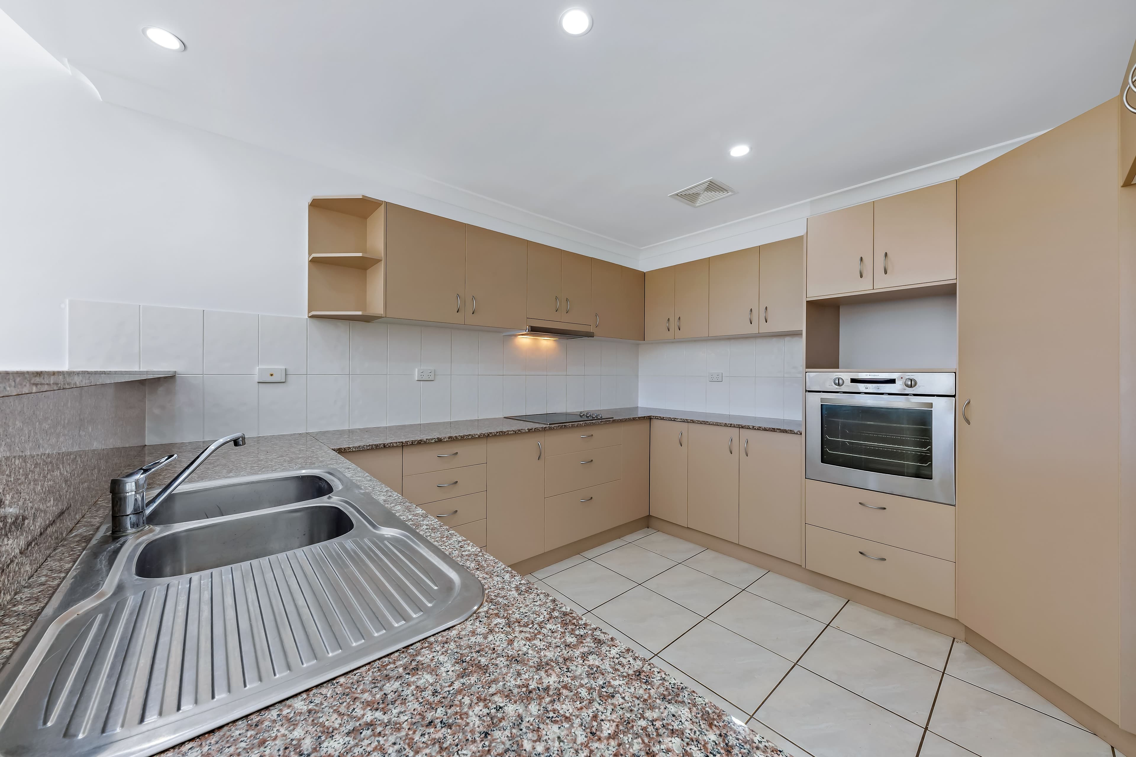 152 Shute Harbour Road, Cannonvale QLD 4802, Cannonvale - Thumbnail 4