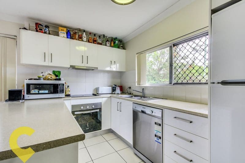57 Lamont Road, Wilston - Thumbnail 3