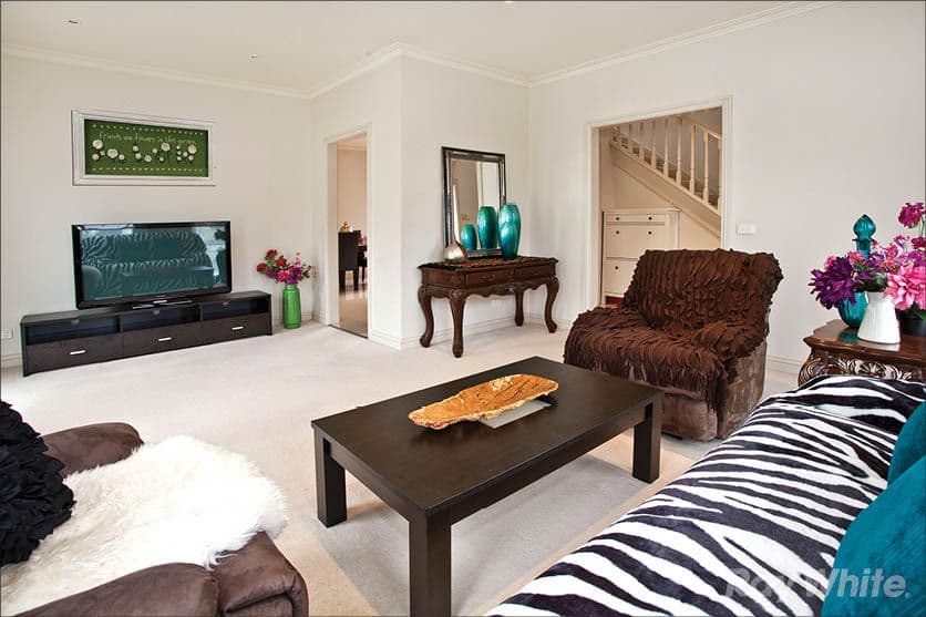 6A Rowitta Drive, GLEN WAVERLEY VIC 3150, Glen Waverley - Thumbnail 2