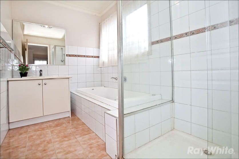 6A Rowitta Drive, GLEN WAVERLEY VIC 3150, Glen Waverley - Thumbnail 8
