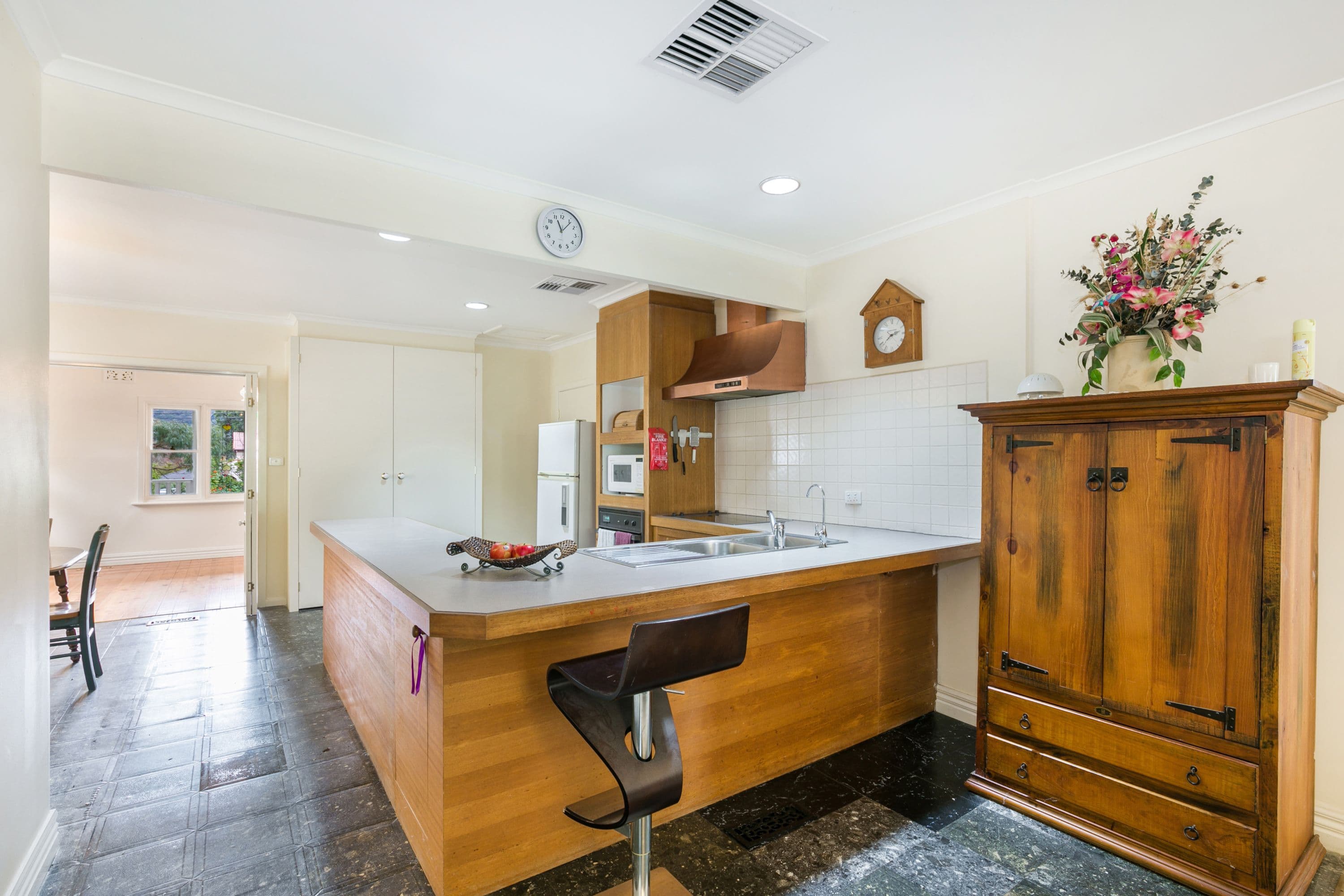 94 Glenfern Road, Ferntree Gully VIC 3156, Ferntree Gully - Thumbnail 2