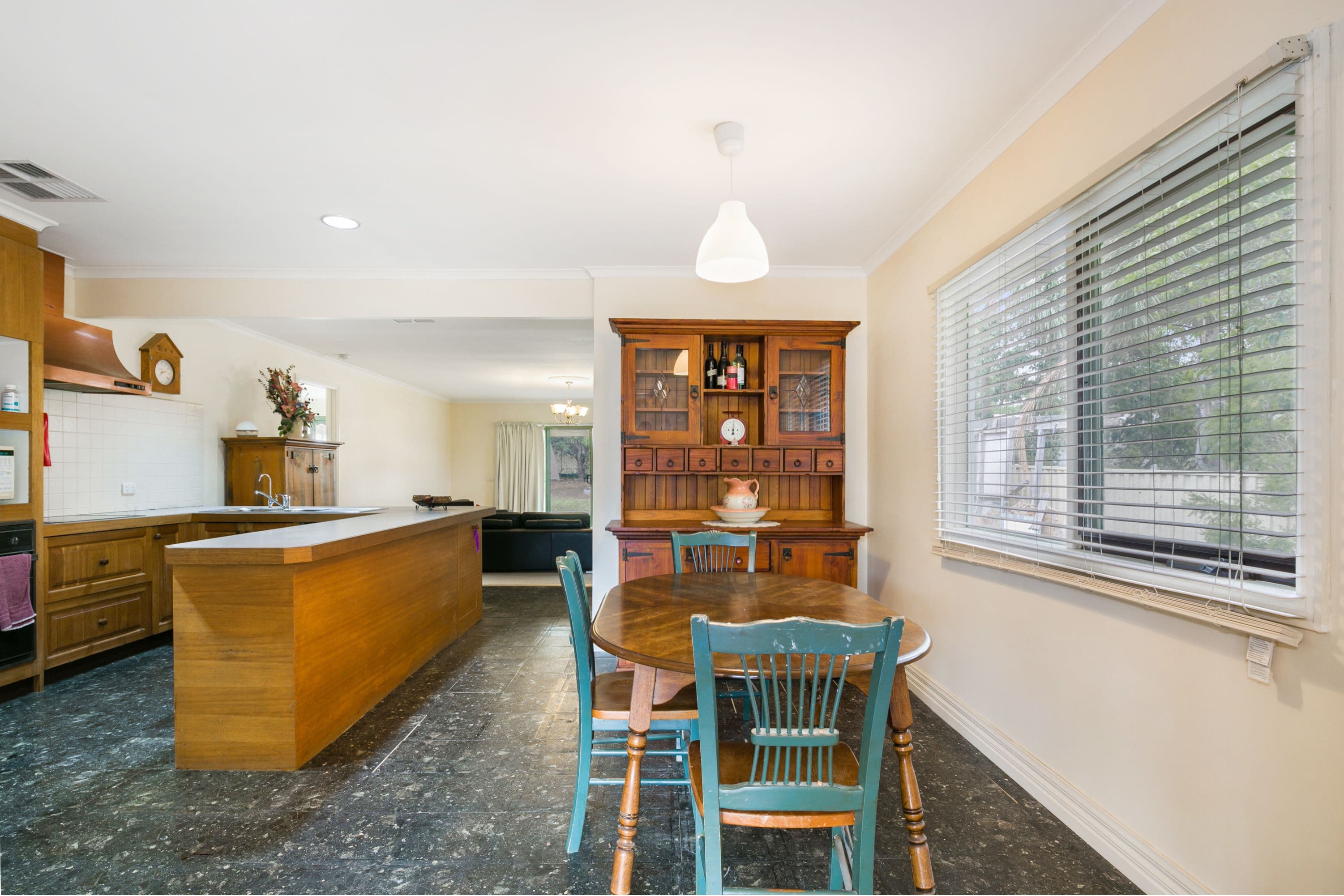 94 Glenfern Road, Ferntree Gully VIC 3156, Ferntree Gully - Thumbnail 3