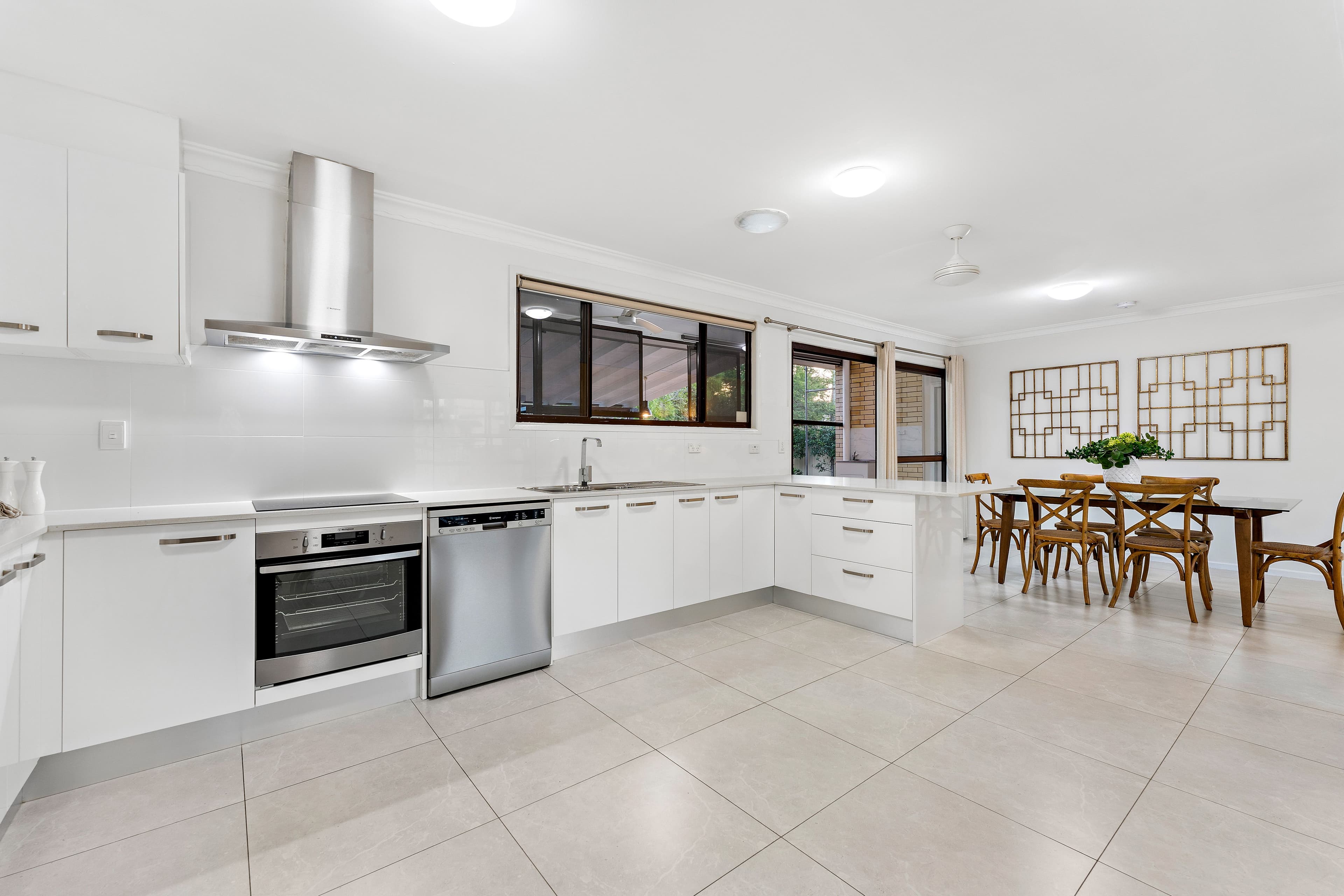 21 Portulaca Street, Macgregor QLD 4109, Macgregor - Thumbnail 2
