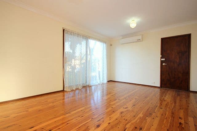 93 Denman Road, GEORGES HALL NSW 2198, Georges Hall - Thumbnail 6