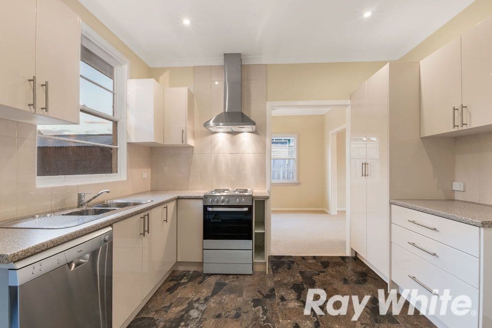 410 Waterdale Road, Heidelberg Heights VIC 3081, Heidelberg Heights - Thumbnail 4