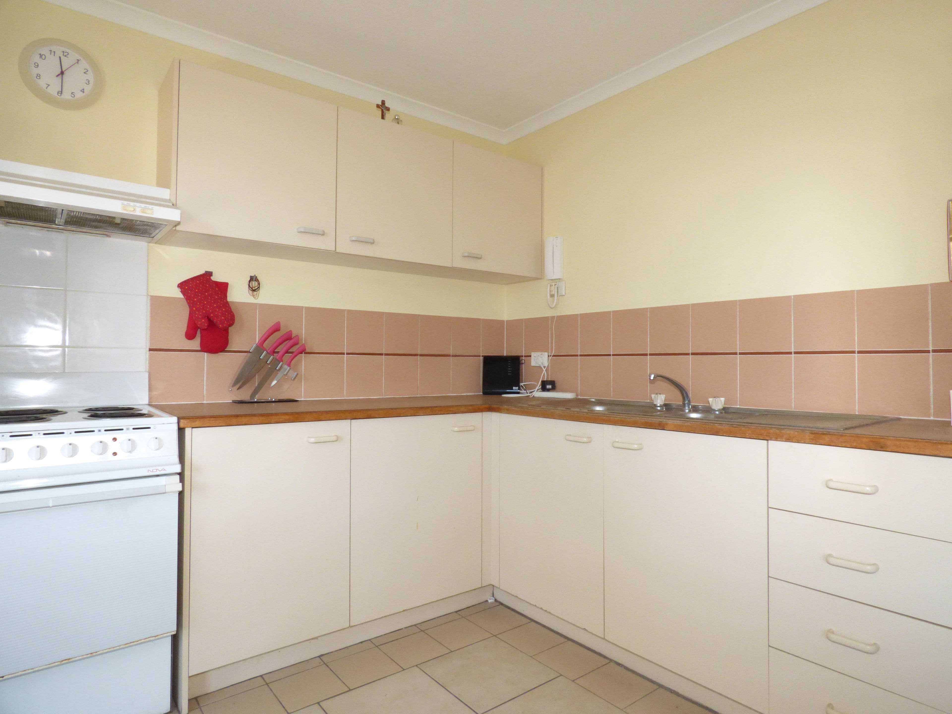 63 Queen Street, Southport QLD 4215, Southport - Thumbnail 2