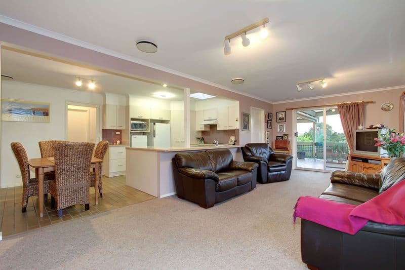 44  Daymar Drive, MOOROOLBARK VIC 3138, Mooroolbark - Thumbnail 6