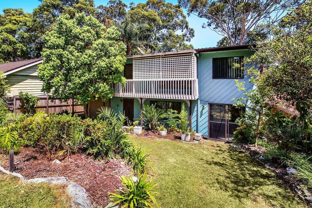 32 Elaine Avenue, Berkeley Vale NSW 2261, Berkeley Vale - Thumbnail 2