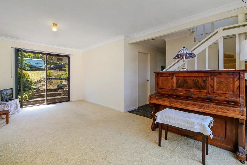 32 Elaine Avenue, Berkeley Vale NSW 2261, Berkeley Vale - Thumbnail 4