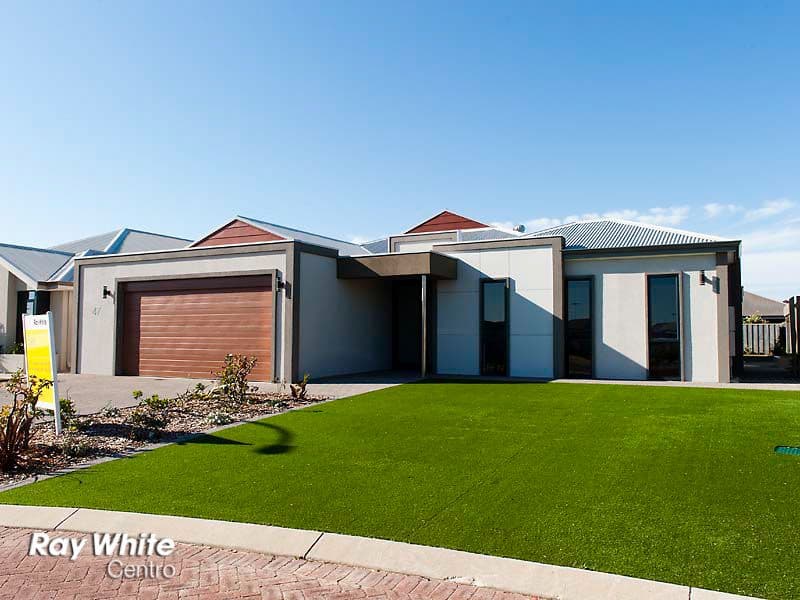 47 Marsdenia Road, HALLS HEAD WA 6210, Halls Head - Image 1