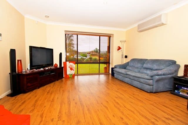 19 Orchna Street, BURLEIGH HEADS QLD 4220, Burleigh Heads - Thumbnail 4