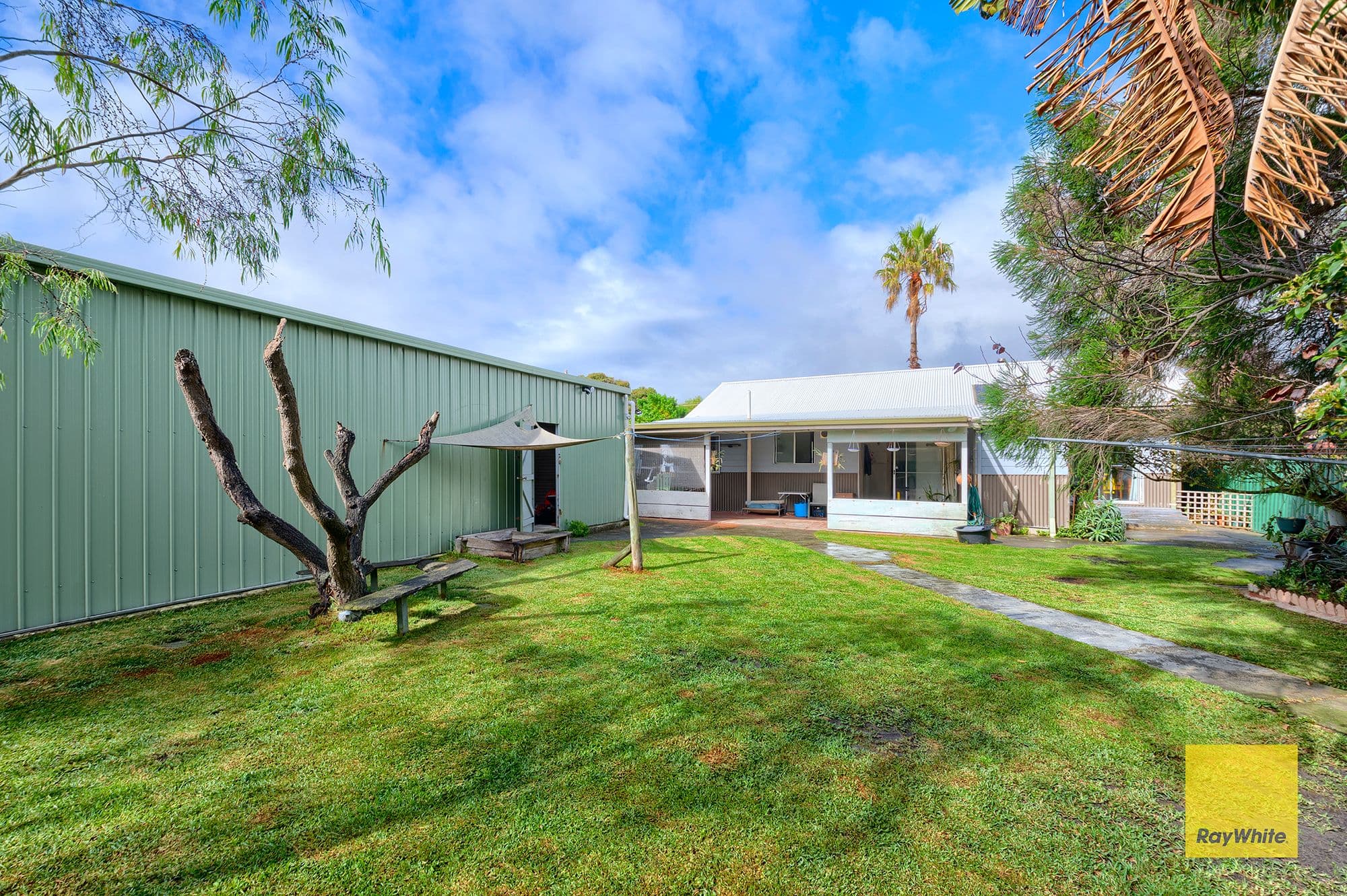 20 Carbine Street, Orana WA 6330, Orana - Image 1