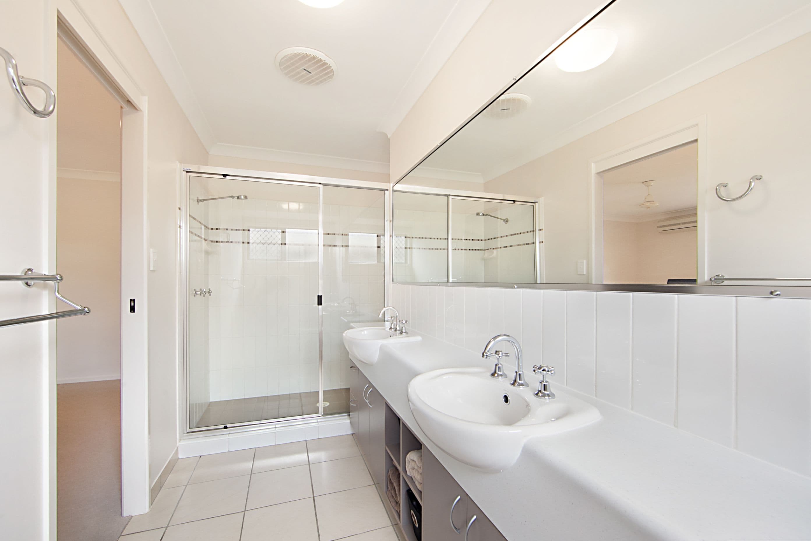 4 Beaconsfield Avenue, Kirwan QLD 4817, Kirwan - Thumbnail 5