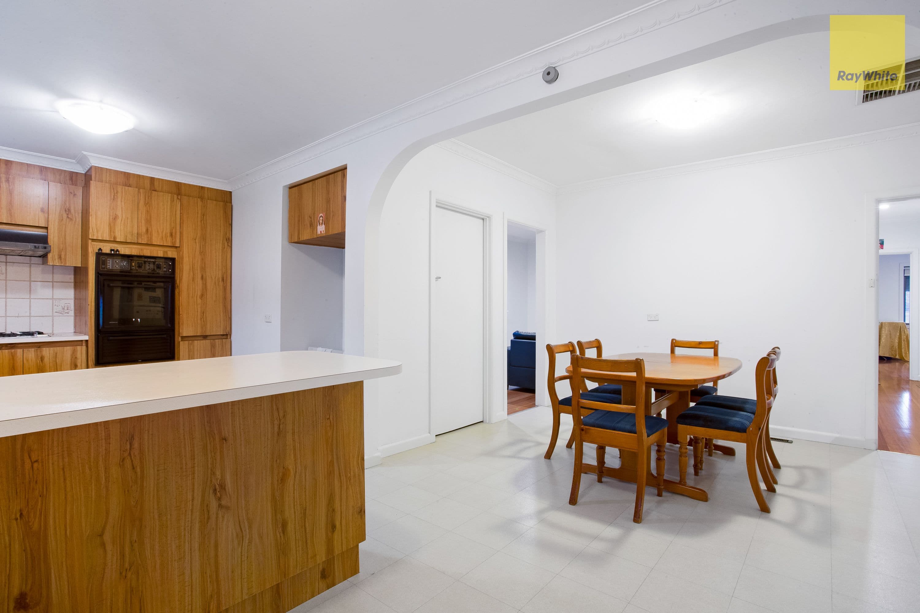 132 Milleara Road, Keilor East VIC 3033, Keilor East - Thumbnail 4