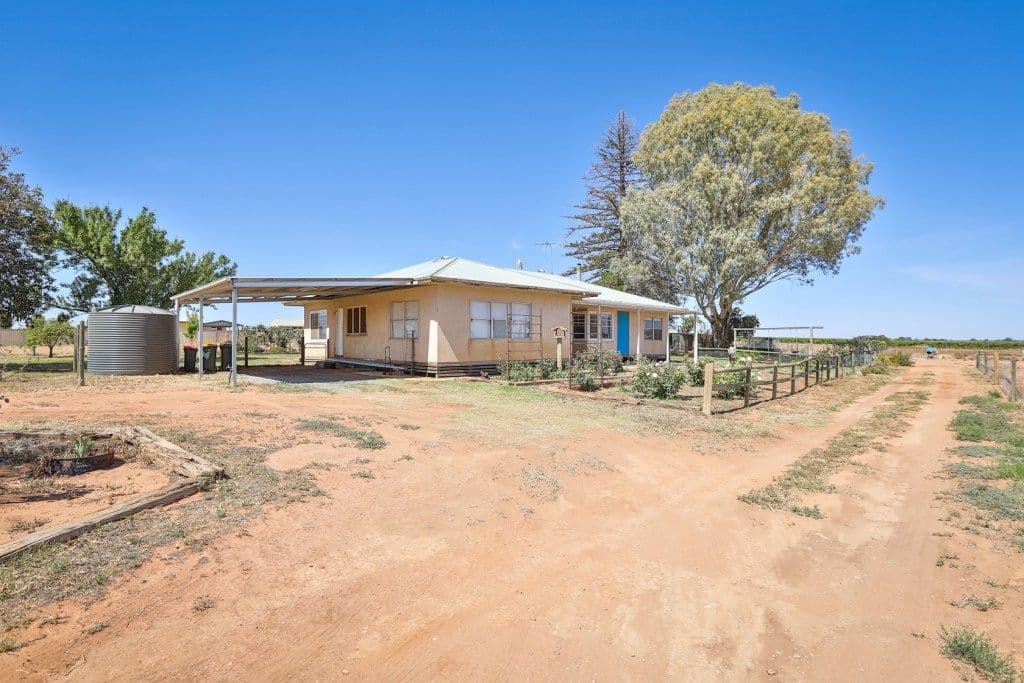 36 Quandong Avenue, Merbein VIC 3505, Merbein - Image 1