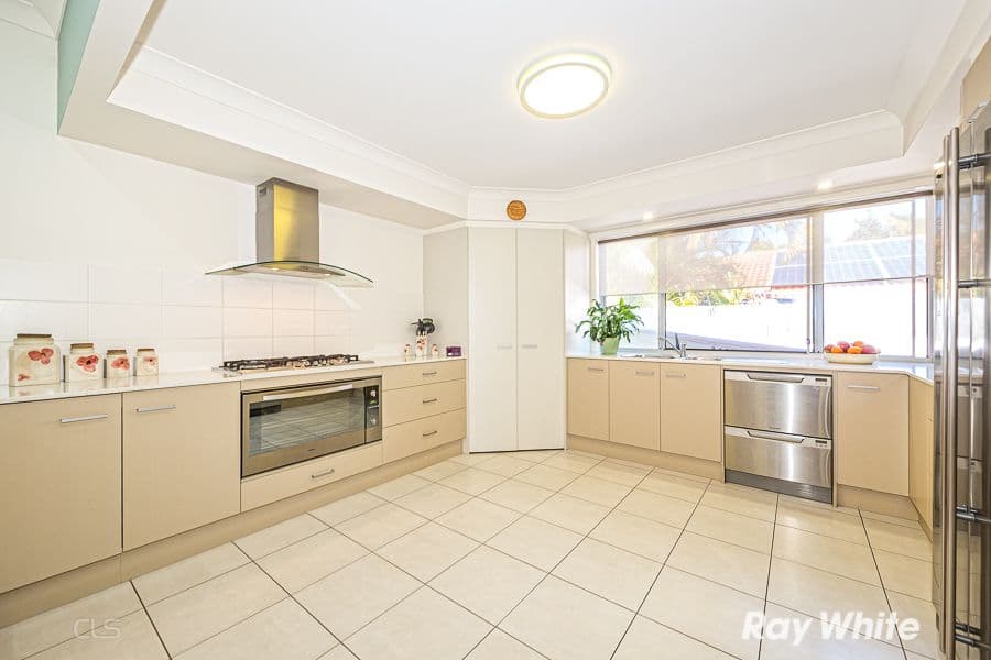 17 Captain Cook Drive, Banksia Beach QLD 4507, Banksia Beach - Thumbnail 4