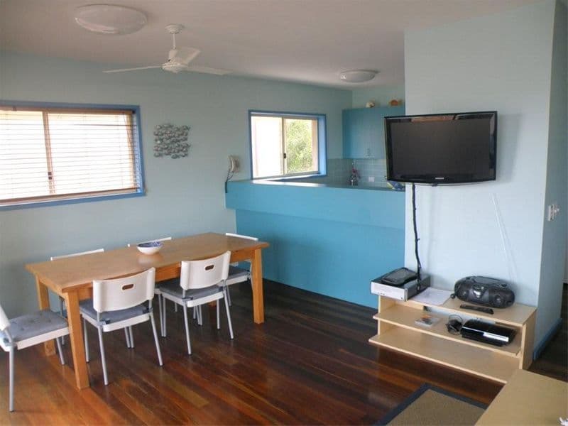 7 Booran Street, POINT LOOKOUT QLD 4183, Point Lookout - Thumbnail 3