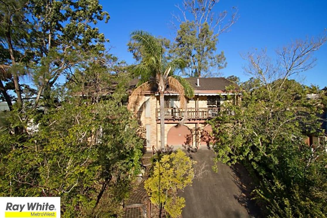10 Riverhills Road, MIDDLE PARK QLD 4074, Middle Park - Image 1