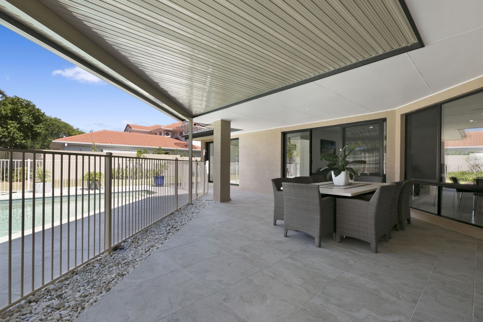 38 Maltravers Drive, Arundel QLD 4214, Arundel - Thumbnail 3