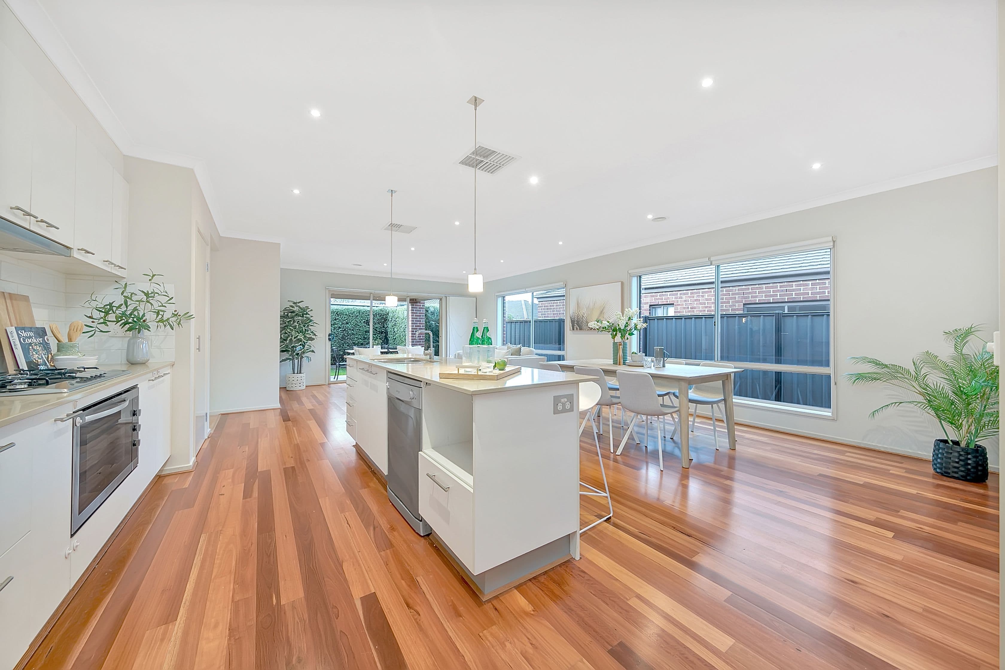 22 Lupin Street, Mernda VIC 3754, Mernda - Thumbnail 3