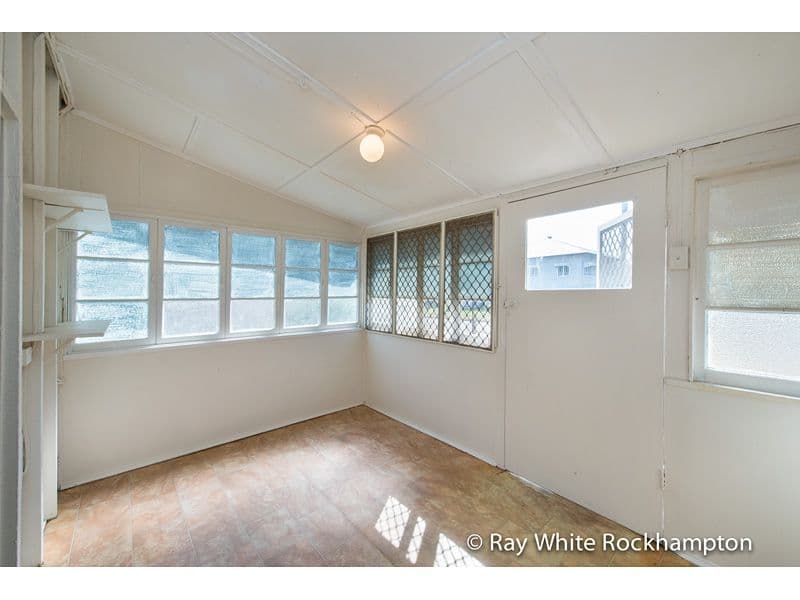 26 Lauga Street, PARK AVENUE QLD 4701, Park Avenue - Thumbnail 4
