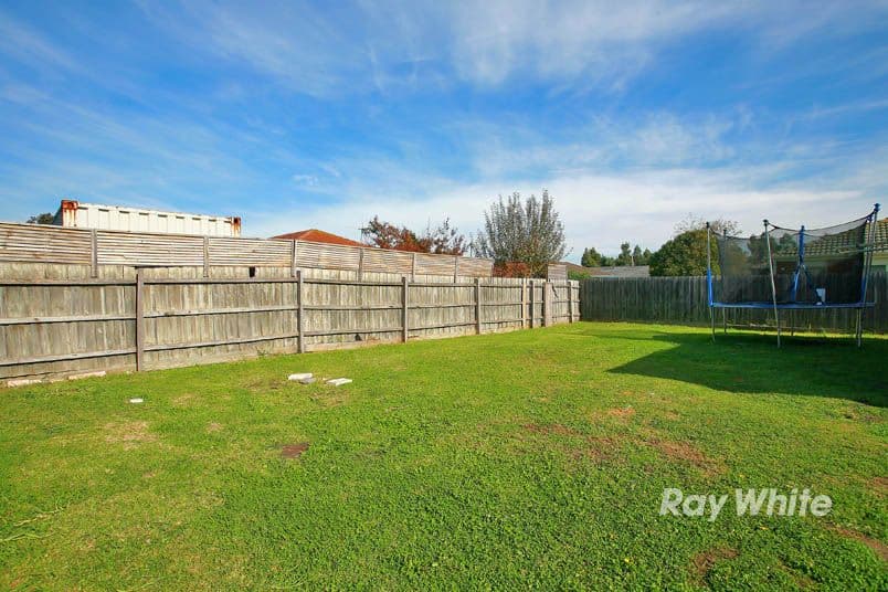 19 Nerrena Rise, CRANBOURNE WEST VIC 3977, Cranbourne West - Thumbnail 8