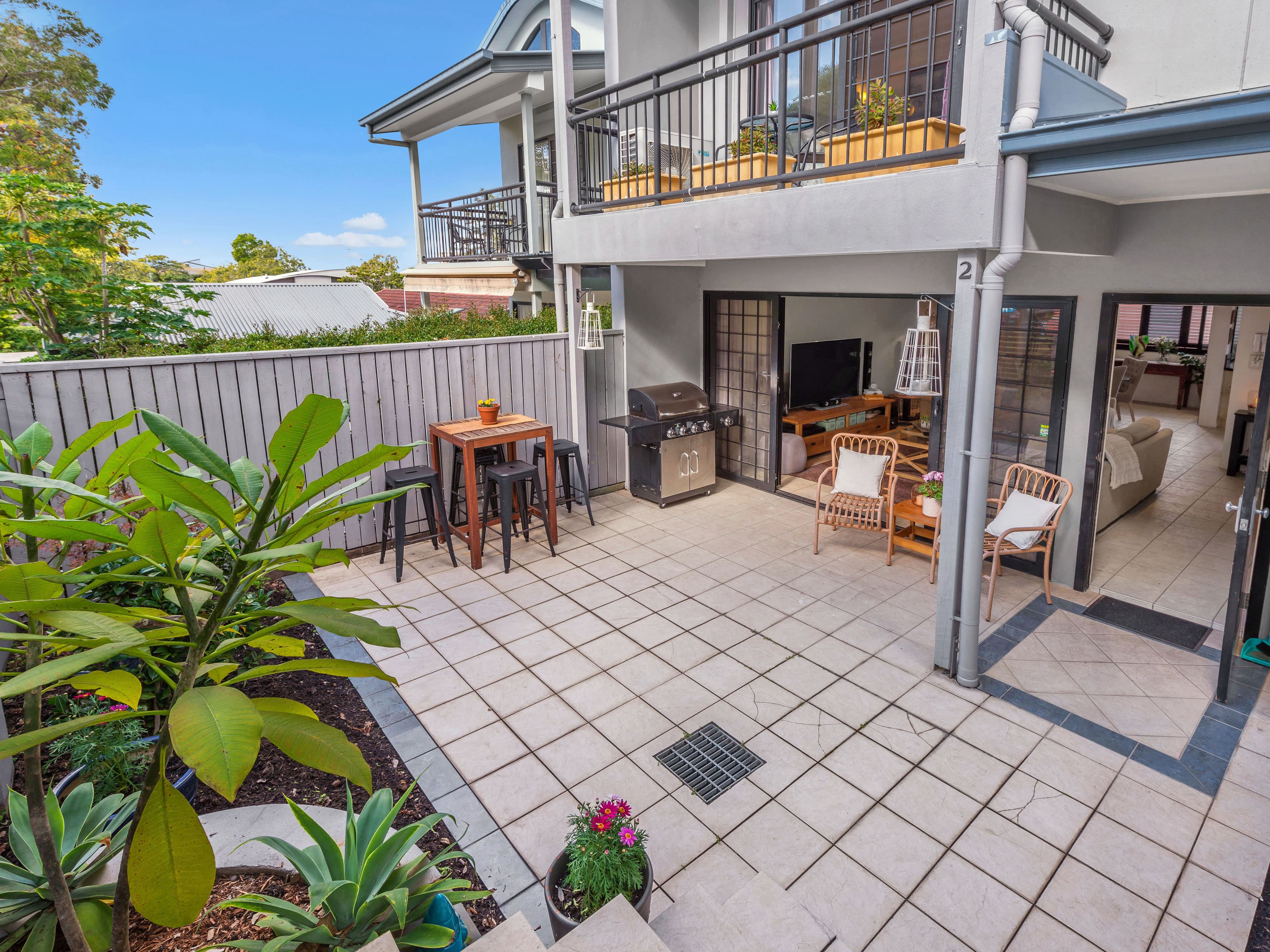 16 Goldsbrough Road, Taringa QLD 4068, Taringa - Thumbnail 2