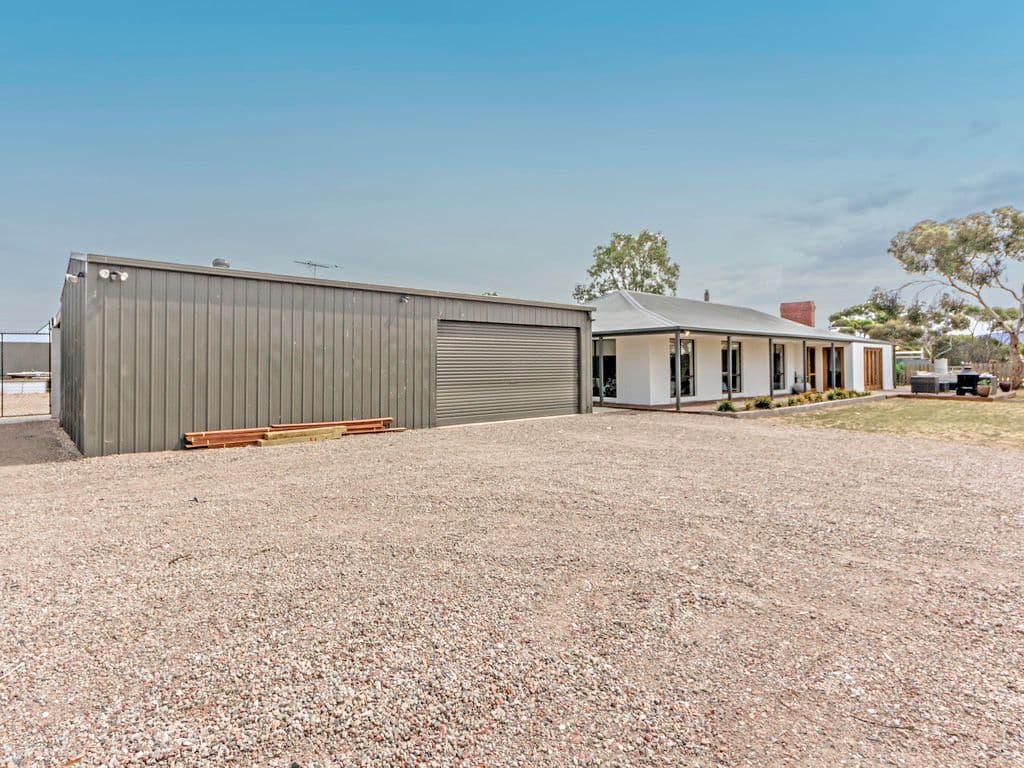30 NARRABURRA Road, Little River VIC 3211, Little River - Thumbnail 3