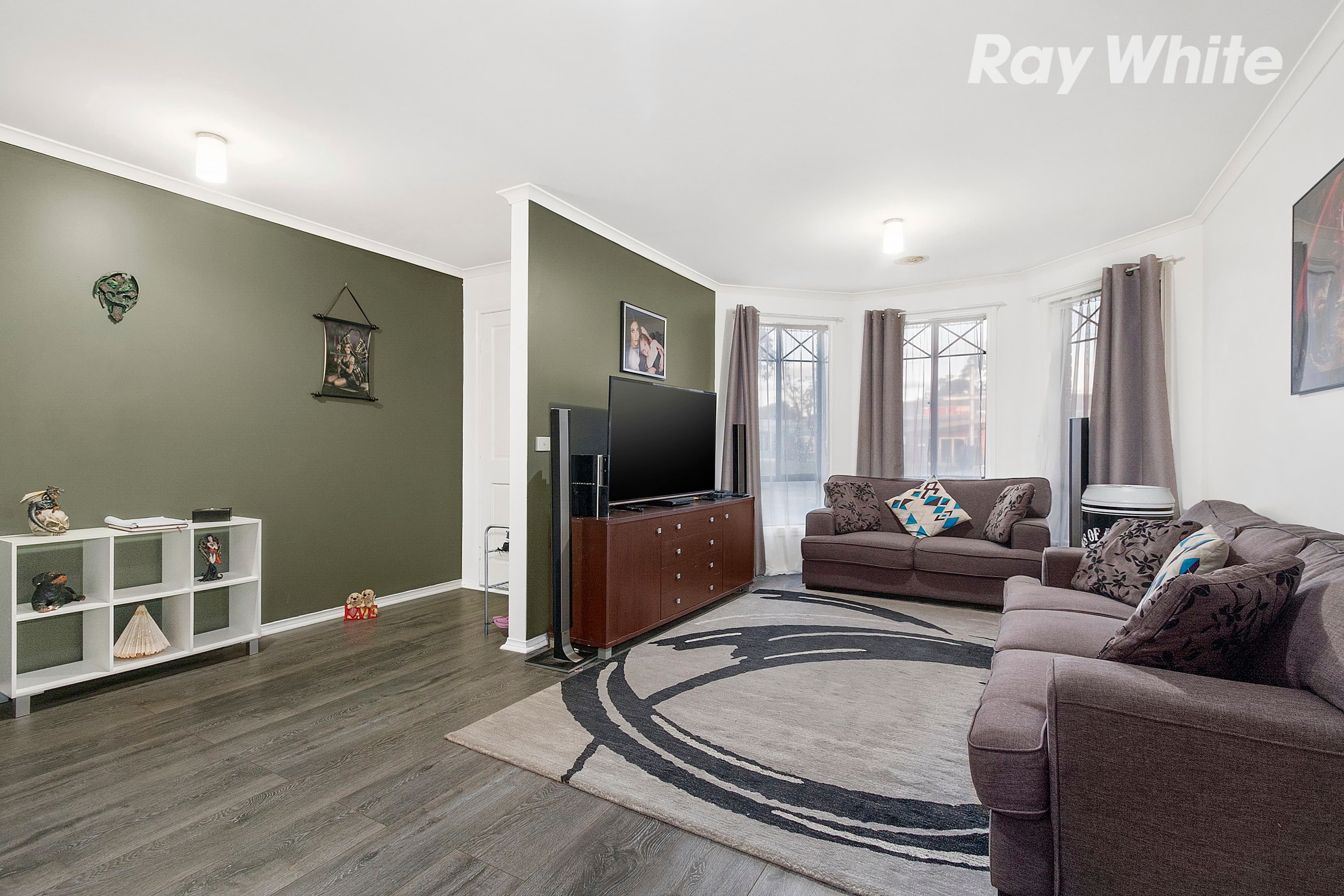 10 Bentley Court, Pakenham VIC 3810, Pakenham - Thumbnail 3