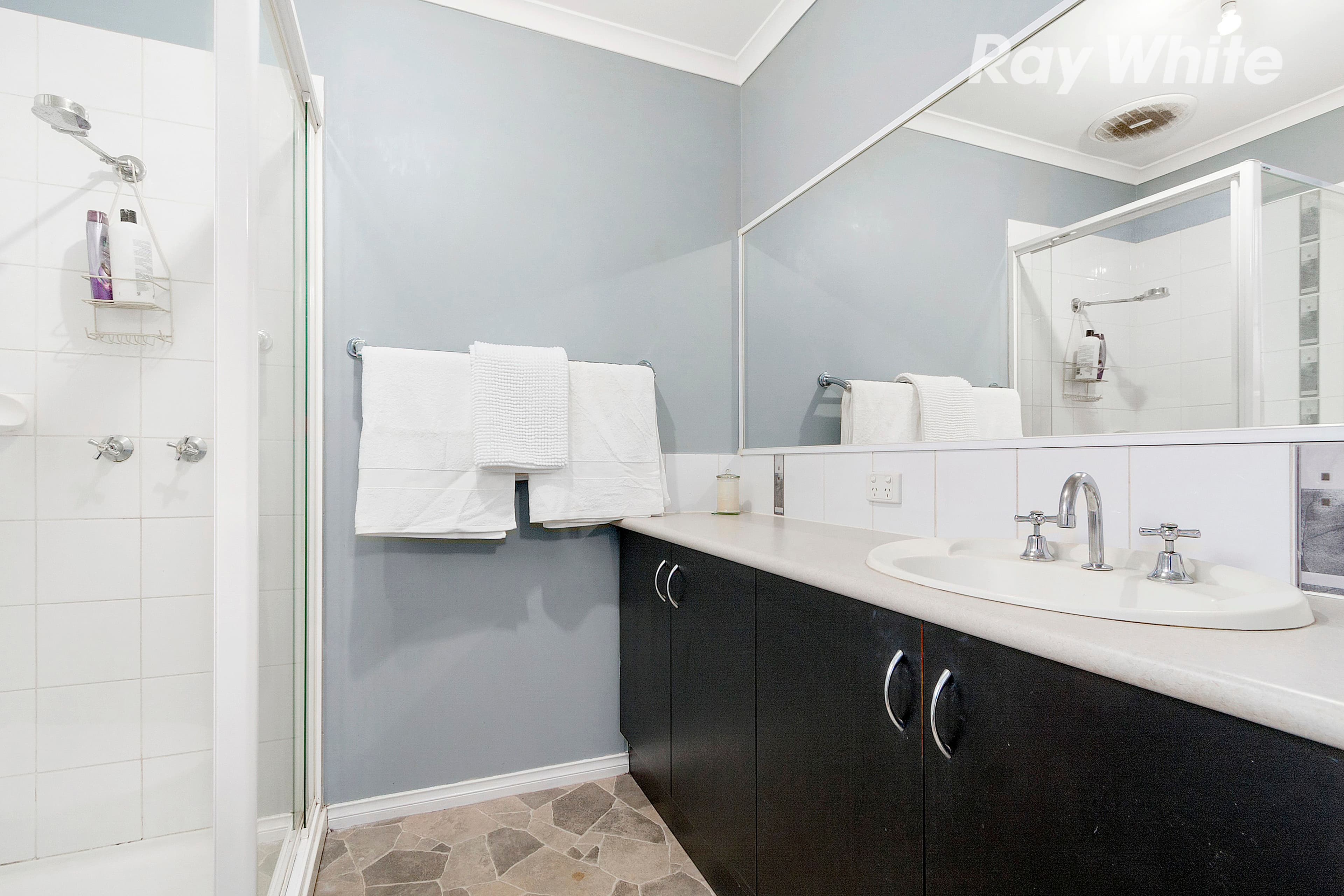 10 Bentley Court, Pakenham VIC 3810, Pakenham - Thumbnail 7