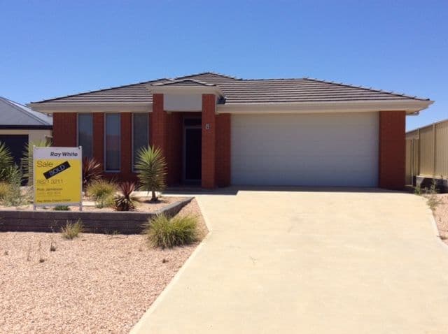 8 Albatross Street, Wallaroo SA 5556, Wallaroo - Image 1