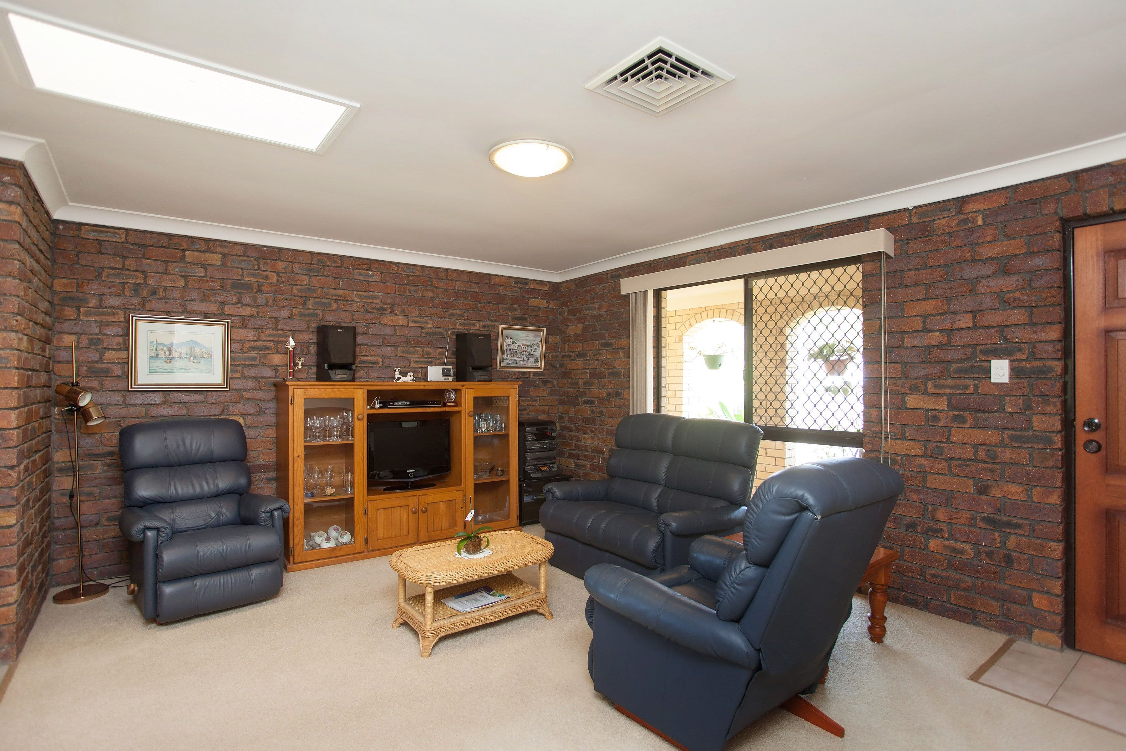 17 Dulzura Street, The Gap QLD 4061, The Gap - Thumbnail 3