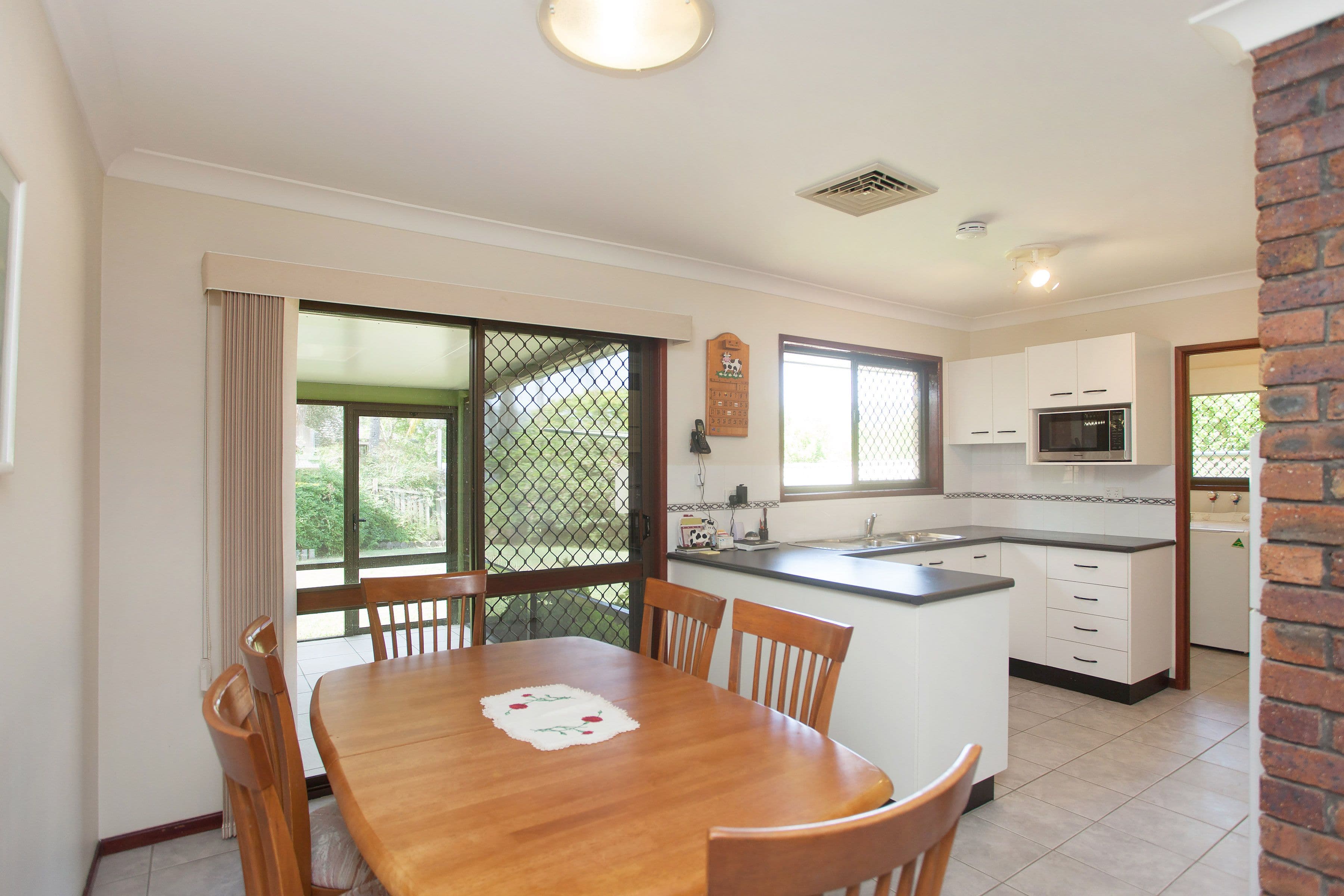 17 Dulzura Street, The Gap QLD 4061, The Gap - Thumbnail 4