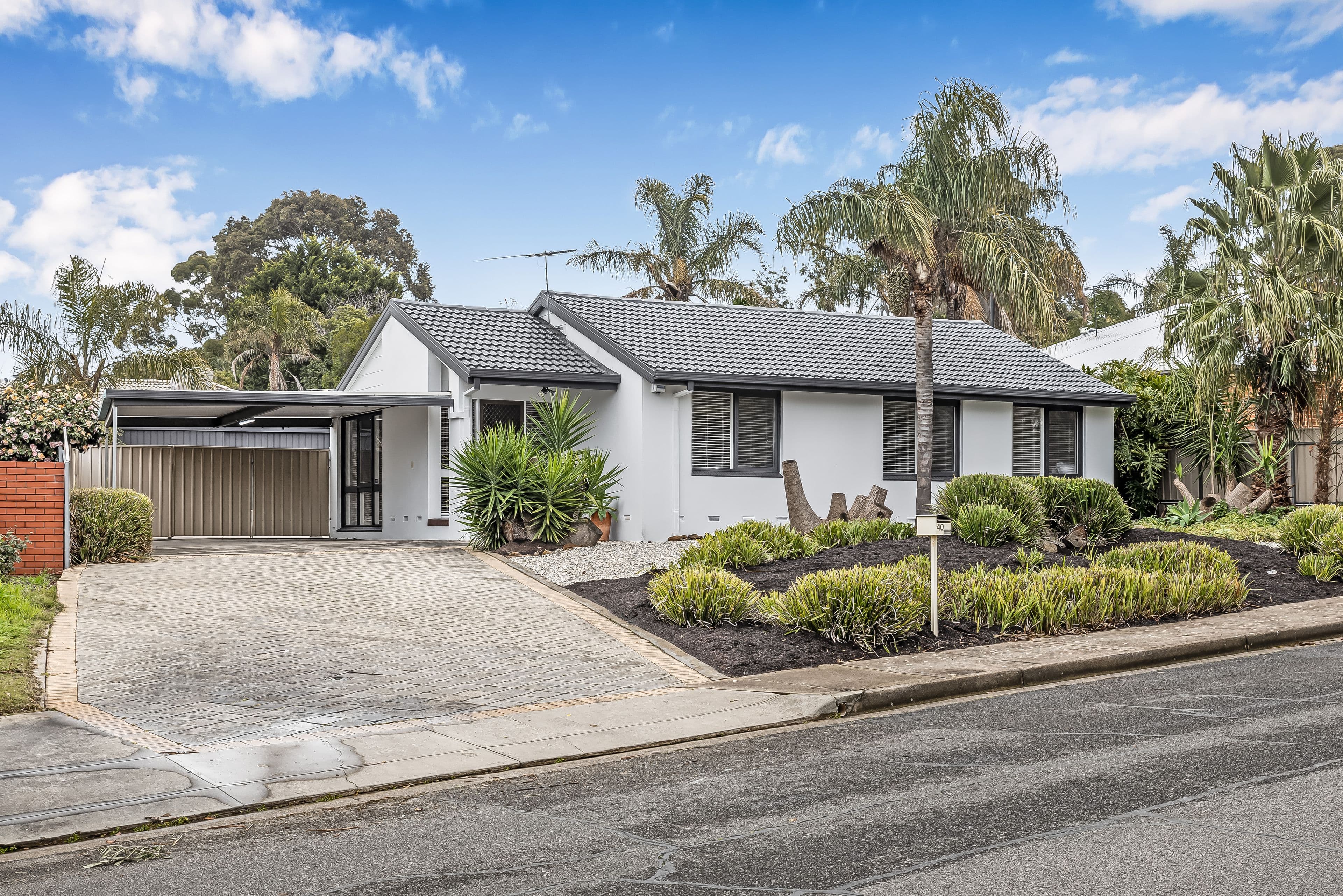 40 Whiteley Drive, Trott Park SA 5158, Trott Park - Image 1